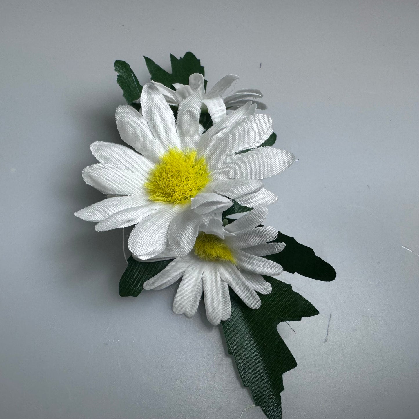 Triple Daisy Hair Flower Medium