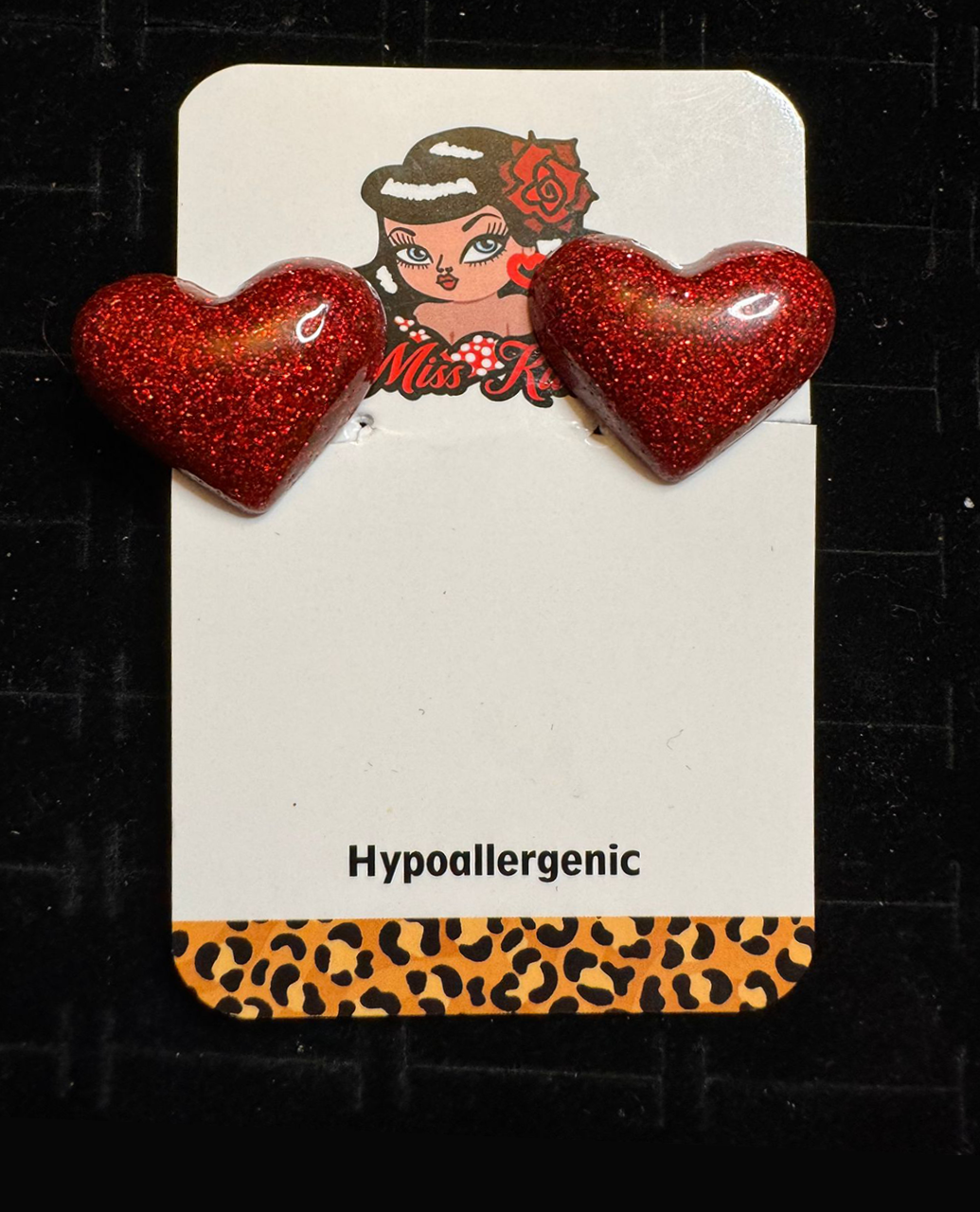 Red Glitter Dome Heart Clip-on